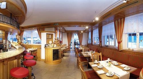 Imagen general del Hotel ALPENSTERN. Foto 6