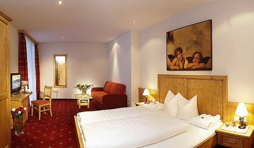 Imagen general del Hotel ALPENSTERN. Foto 12