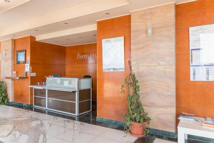 Imagen de los interiores del Hotel ALTEA BEACH APARTMENTS. Foto 7