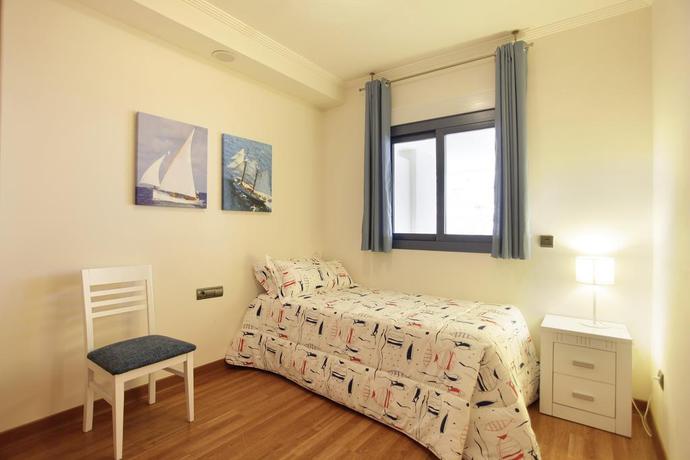 Imagen de la habitación del Hotel ALTEA BEACH APARTMENTS. Foto 3