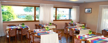 Imagen del bar/restaurante del Hotel ALTESS. Foto 5