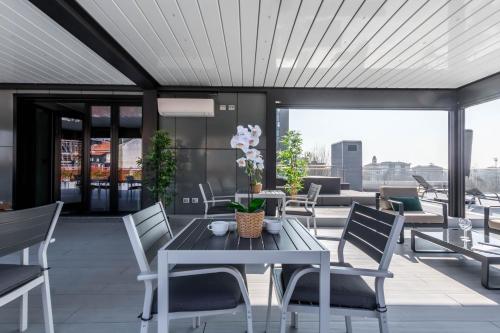 Imagen de los exteriores del Hotel ALTIDO San Cristoforo - Terrace, Gym and SPA. Foto 17