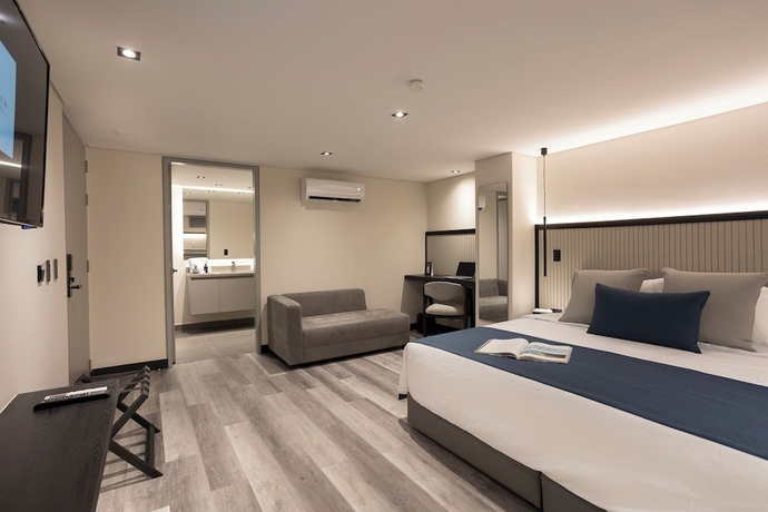 Imagen de la habitación del Hotel ALTUS HOTEL. Foto 7