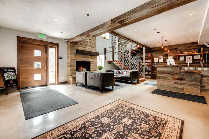 Imagen de los interiores del Hotel A-Lodge Boulder. Foto 16