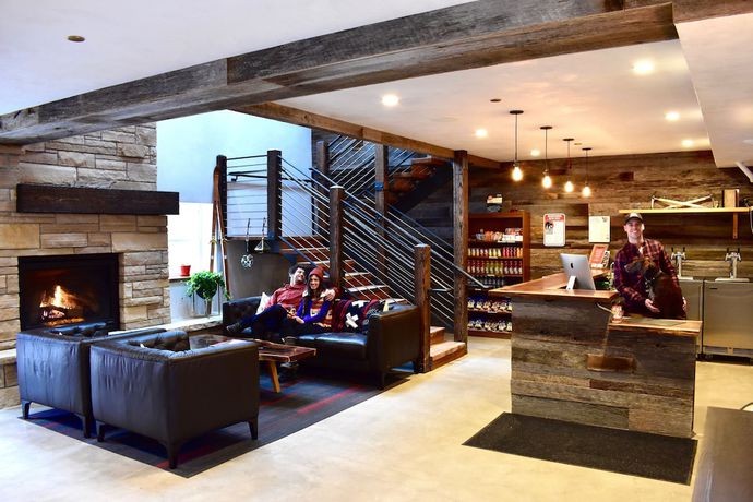 Imagen del bar/restaurante del Hotel A-Lodge Boulder. Foto 2