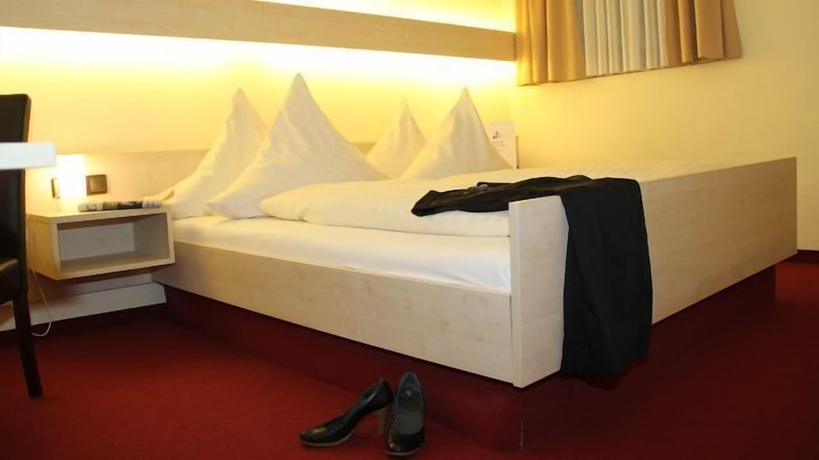 Imagen de la habitación del Hotel AM MARSCHIERTOR. Foto 8