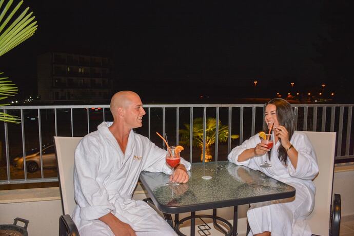 Imagen de la habitación del Hotel AM Palace. Foto 11