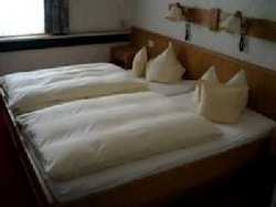 Imagen de la habitación del Hotel AM RING. Foto 2