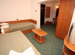 Imagen de la habitación del Hotel AMADEO, Iasi. Foto 5