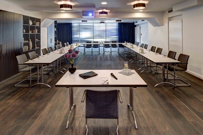 Imagen de los interiores del Hotel AMANO Düsseldorf. Foto 15