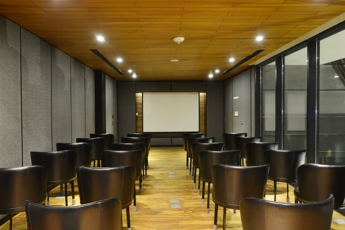 Imagen de los interiores del Hotel AMANOR Hotel Chiang Mai. Foto 10