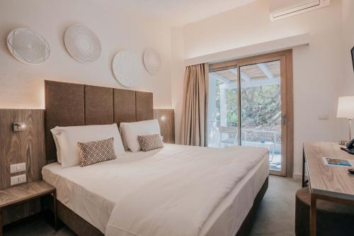 Imagen de la habitación del Hotel AMASEA. Foto 15