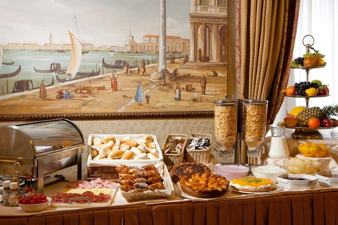 Imagen del bar/restaurante del Hotel AMBASCIATORI, Mestre. Foto 2