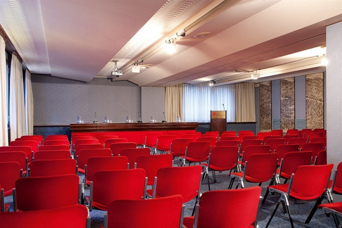 Imagen de los interiores del Hotel AMBASCIATORI, Mestre. Foto 14