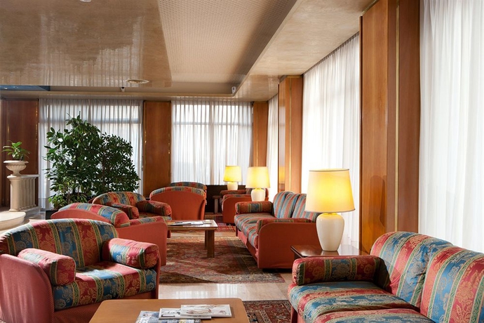 Imagen de los interiores del Hotel AMBASCIATORI, Mestre. Foto 15