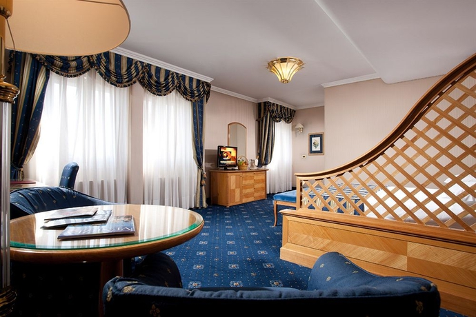 Imagen de la habitación del Hotel AMBASCIATORI, Mestre. Foto 11