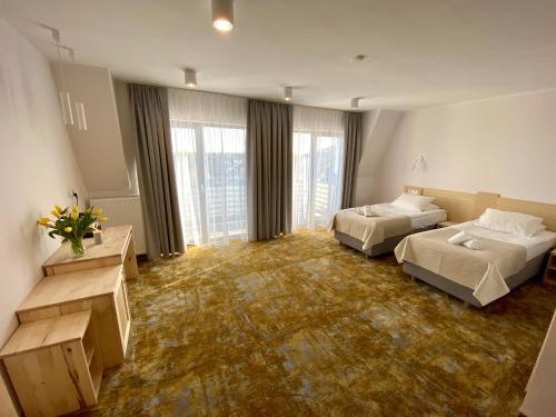 Imagen de la habitación del Hotel AMBER PORT. Foto 17