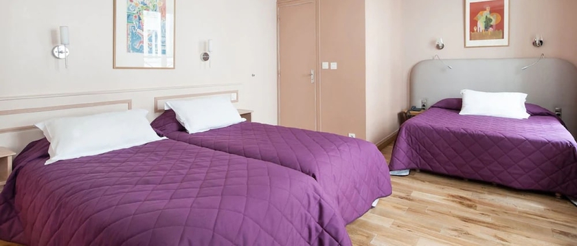 Imagen de la habitación del Hotel AMERICAIN. Foto 11