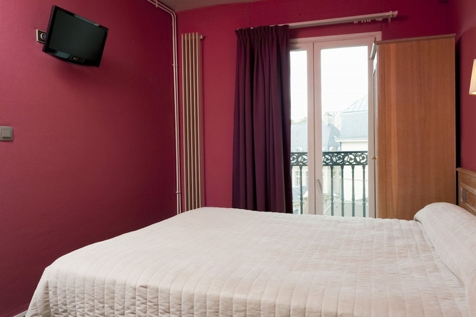 Imagen de la habitación del Hotel AMERICAIN. Foto 15