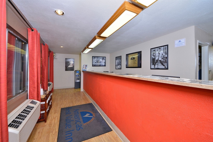 Imagen de los interiores del Hotel AMERICAS BEST VALUE INN. Foto 5