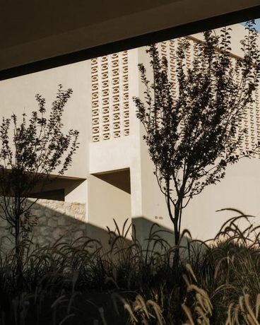 Imagen de los exteriores del Hotel AM&Eacute;NTE Mindful Suites. Foto 13
