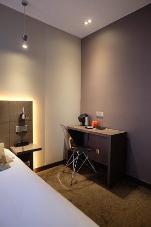 Imagen de la habitación del Hotel AMIRAL-FONDARY. Foto 7