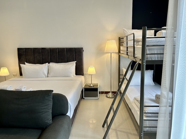 Imagen de la habitación del Hotel AMIRI PLACE HOTEL. Foto 11