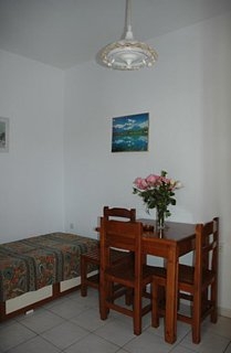 Imagen de la habitación del Hotel AMORE VILLAS. Foto 4