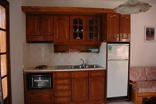Imagen de la habitación del Hotel AMORE VILLAS. Foto 10