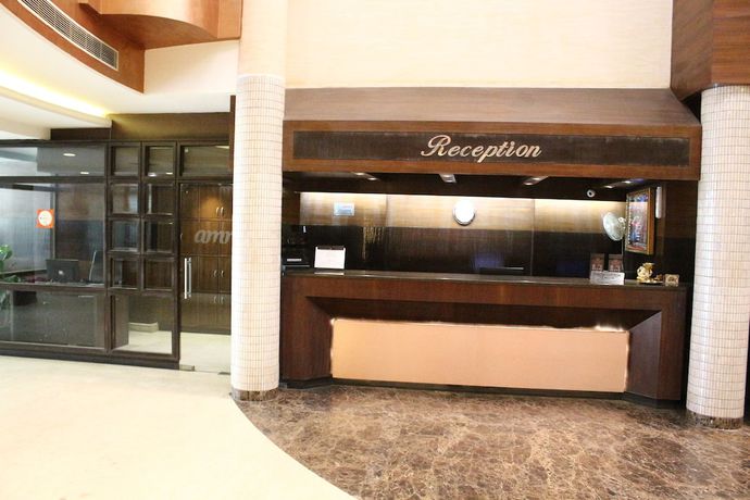 Imagen de los interiores del Hotel AMR, Katra. Foto 17