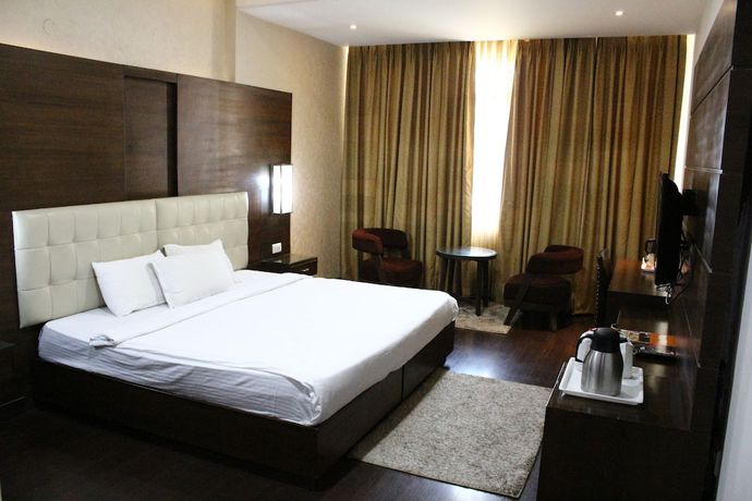 Imagen de la habitación del Hotel AMR, Katra. Foto 16