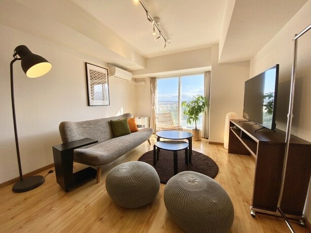 Imagen de la habitación del Hotel AMS Tower Nakajima. Foto 15