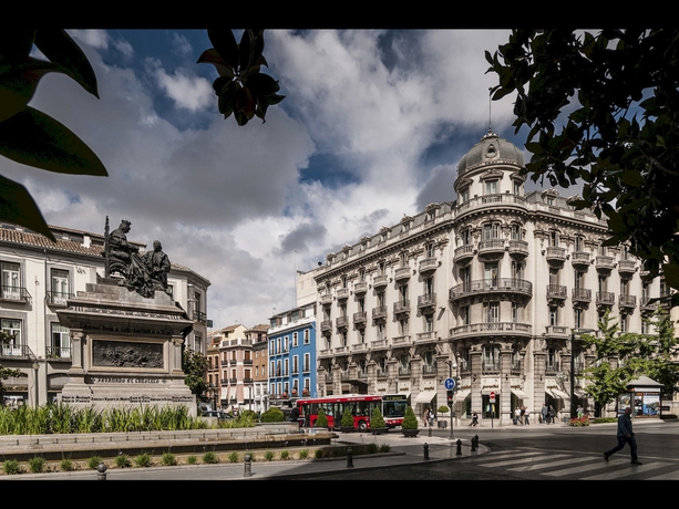 Imagen de los exteriores del Hotel ANACAPRI, Granada. Foto 11