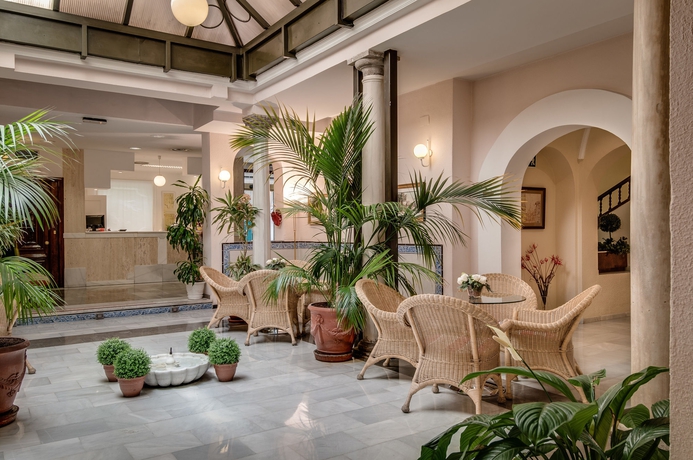 Imagen de los interiores del Hotel ANACAPRI, Granada. Foto 16