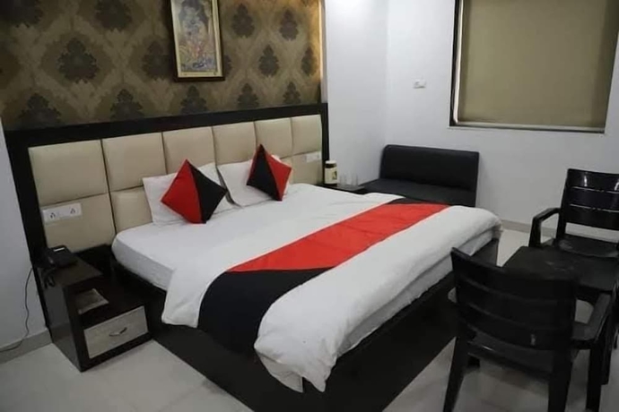 Imagen de la habitación del Hotel ANAND SEWA DHAM. Foto 6