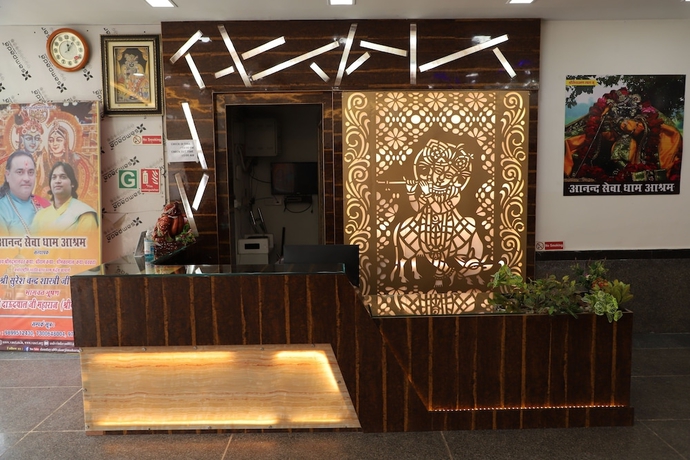 Imagen de los interiores del Hotel ANAND SEWA DHAM. Foto 10