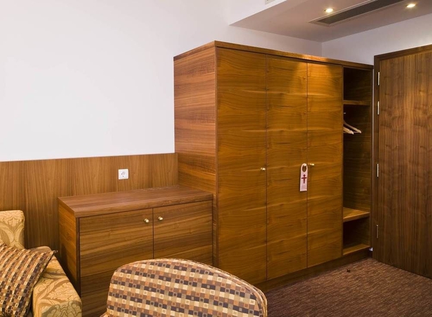 Imagen de la habitación del Hotel ANATOL. Foto 13