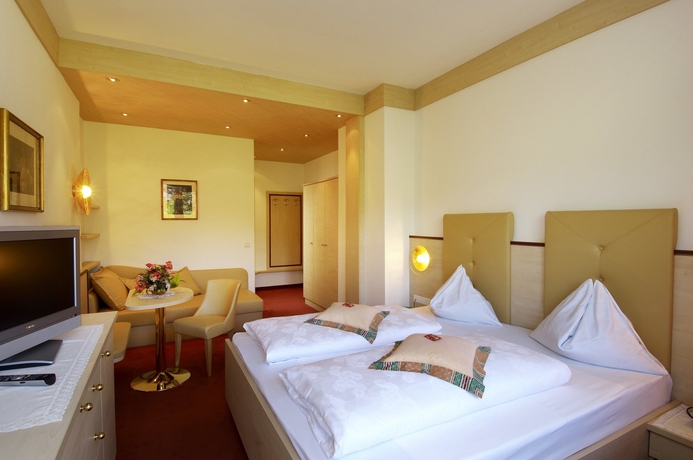 Imagen de la habitación del Hotel ANATOL, Merano. Foto 2