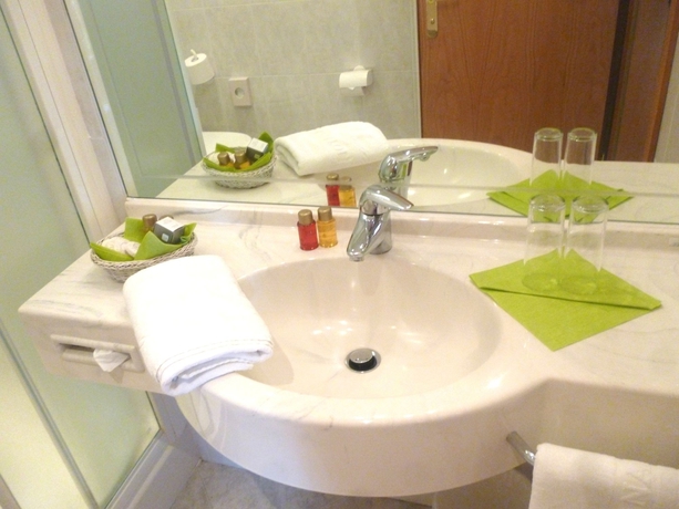 Imagen de la habitación del Hotel ANATOL, Merano. Foto 8