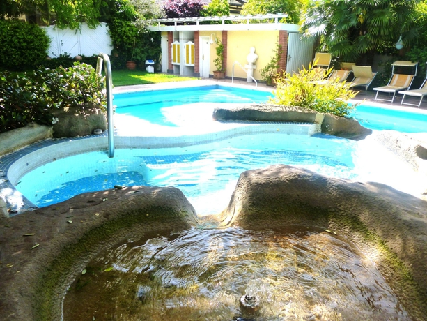 Imagen de la piscina del Hotel ANATOL, Merano. Foto 16