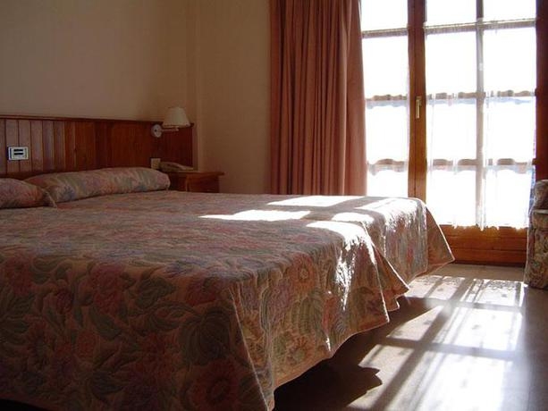 Imagen de la habitación del Hotel ANAYA. Foto 2