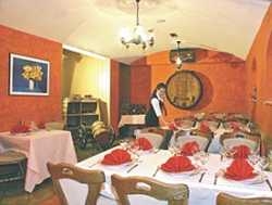 Imagen del bar/restaurante del Hotel ANDA. Foto 3