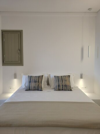 Imagen de la habitación del Hotel ANEMOLETHE. Foto 19