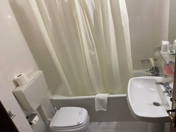 Imagen general del Hotel ANGELUS Alojamento local. Foto 14