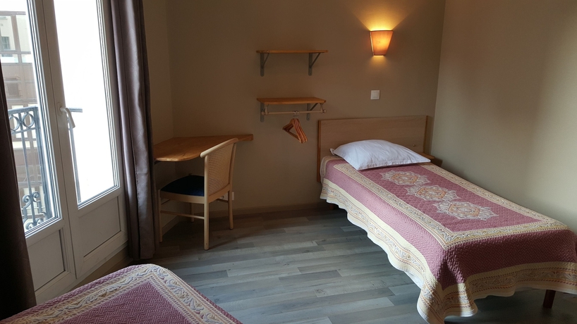 Imagen de la habitación del Hotel ANGLETERRE, París. Foto 11