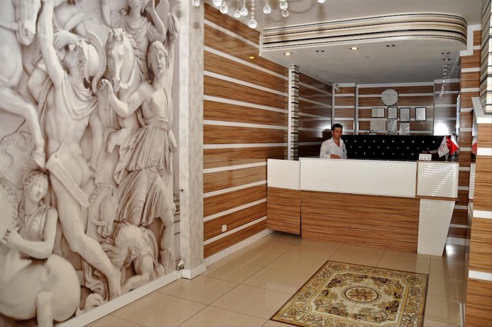 Imagen de los interiores del Hotel ANITPARK. Foto 13