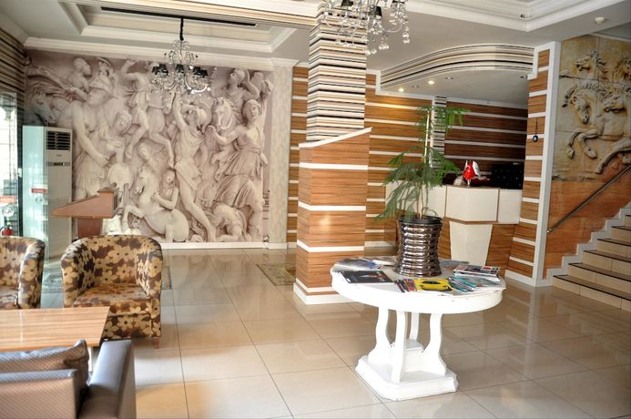 Imagen de los interiores del Hotel ANITPARK. Foto 14
