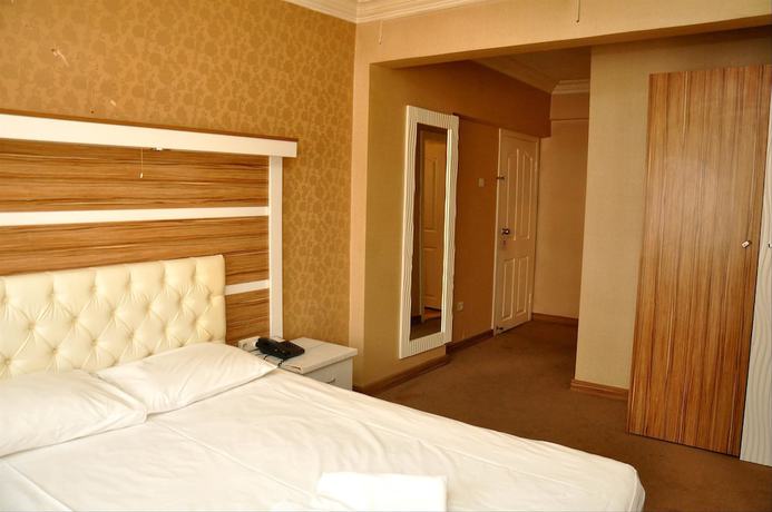 Imagen de la habitación del Hotel ANITPARK. Foto 5