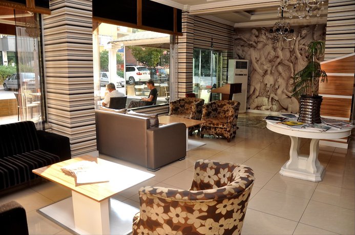 Imagen de los interiores del Hotel ANITPARK. Foto 17