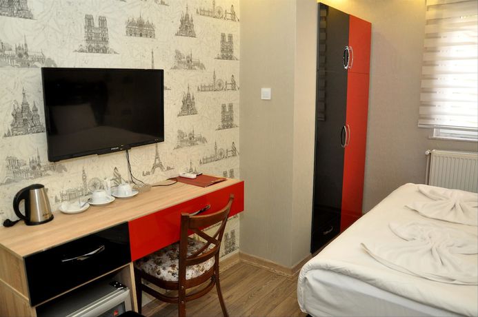 Imagen de la habitación del Hotel ANITPARK. Foto 7